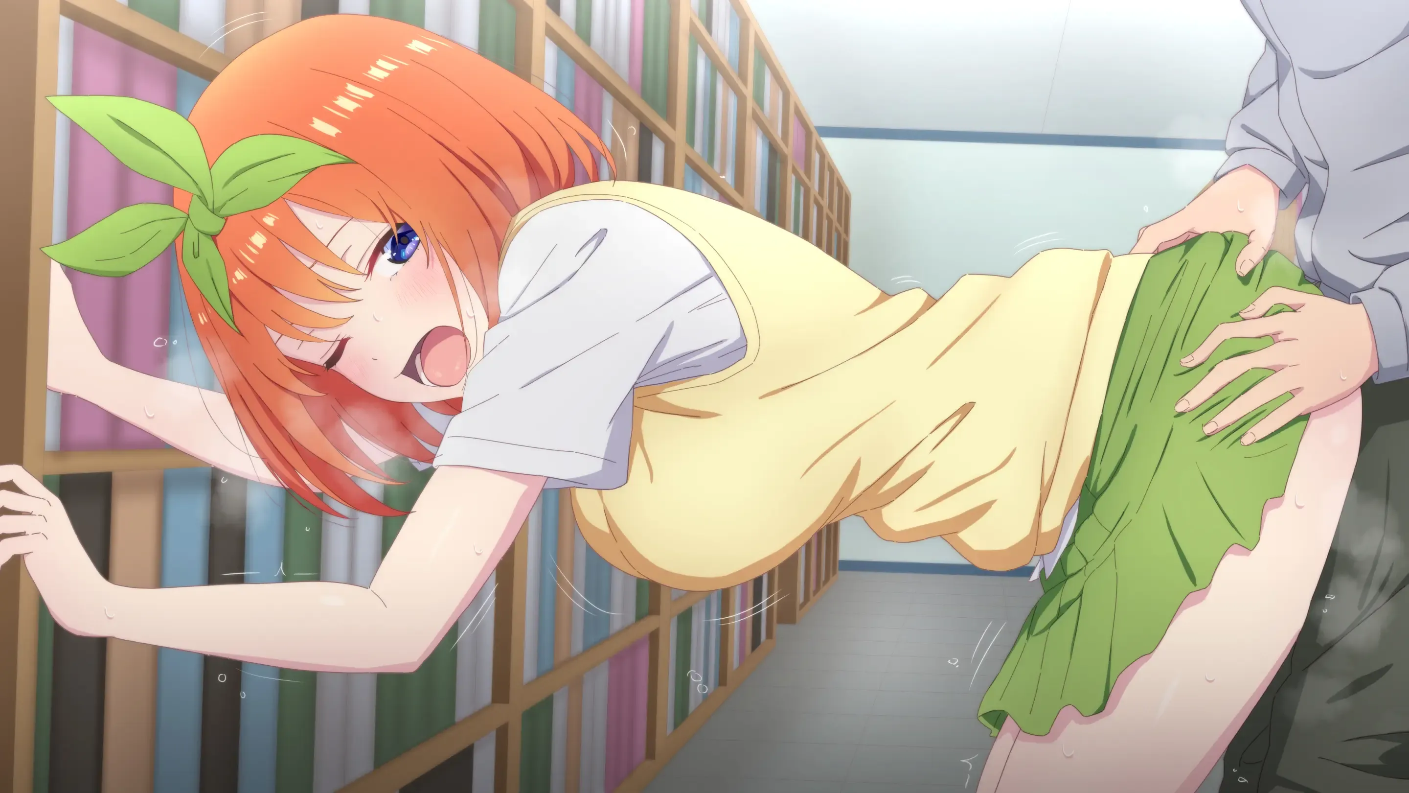 四葉と図書室で